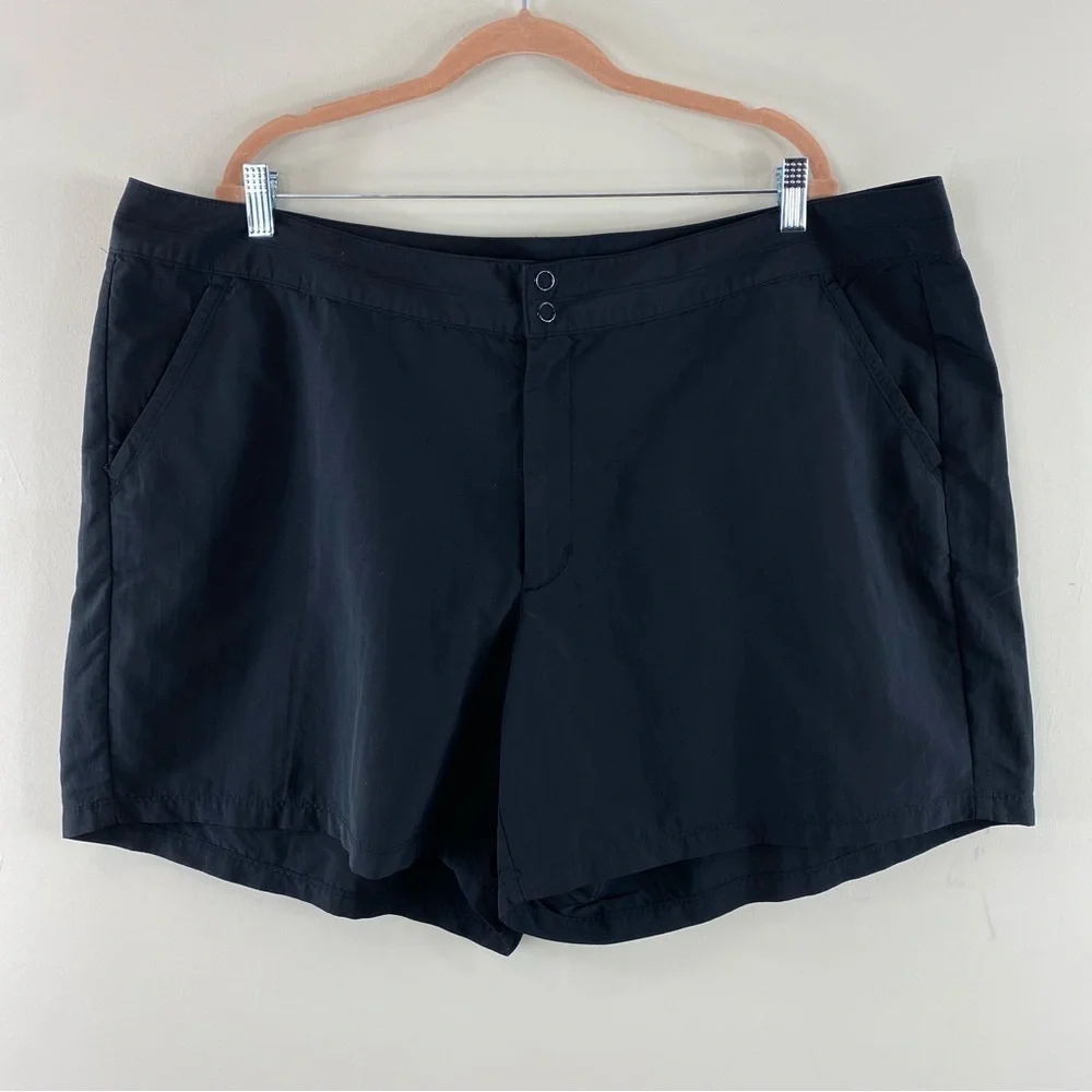 Eddie Bauer Women’s Plus Size 100% Nylon Athletic‎ Hiking Style Shorts Sz 24W